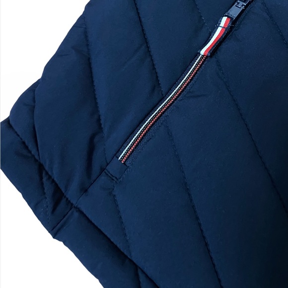Tommy Hilfiger Navy and Red Puffer Jacket - Picture 5 of 5